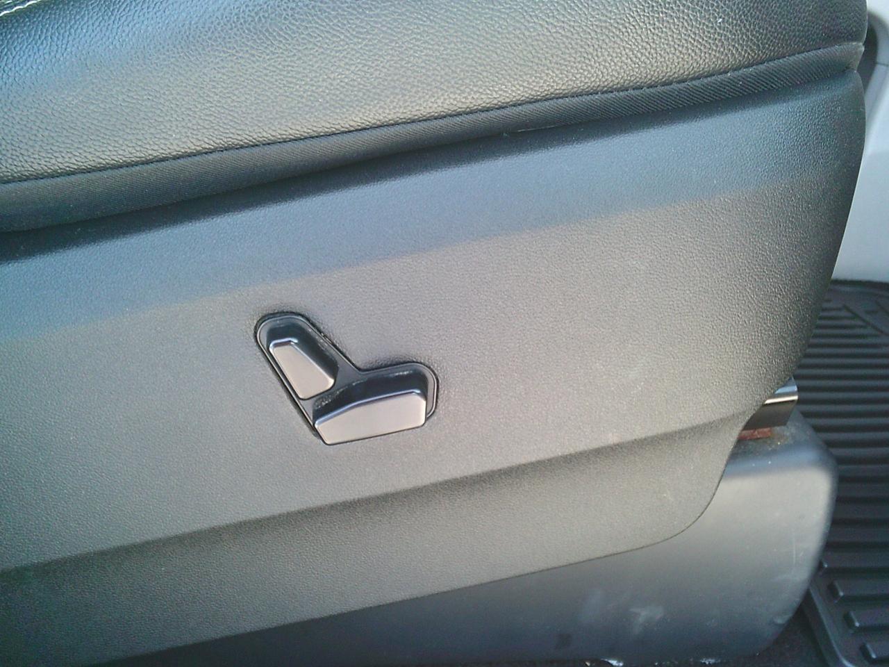 2018 Dodge Grand Caravan Crew Plus Stow N Go Photo