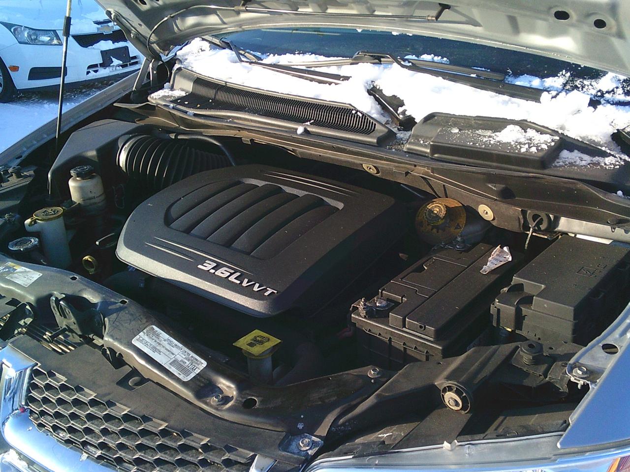 2018 Dodge Grand Caravan Crew Plus Stow N Go Photo