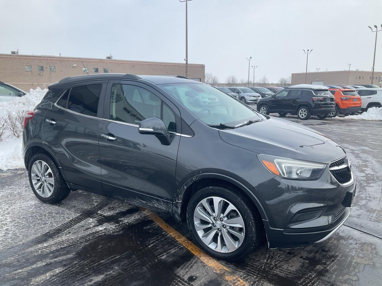 2018 Buick Encore LOW KM / GAS SAVER / CARPLAY / KEYLESS START Photo