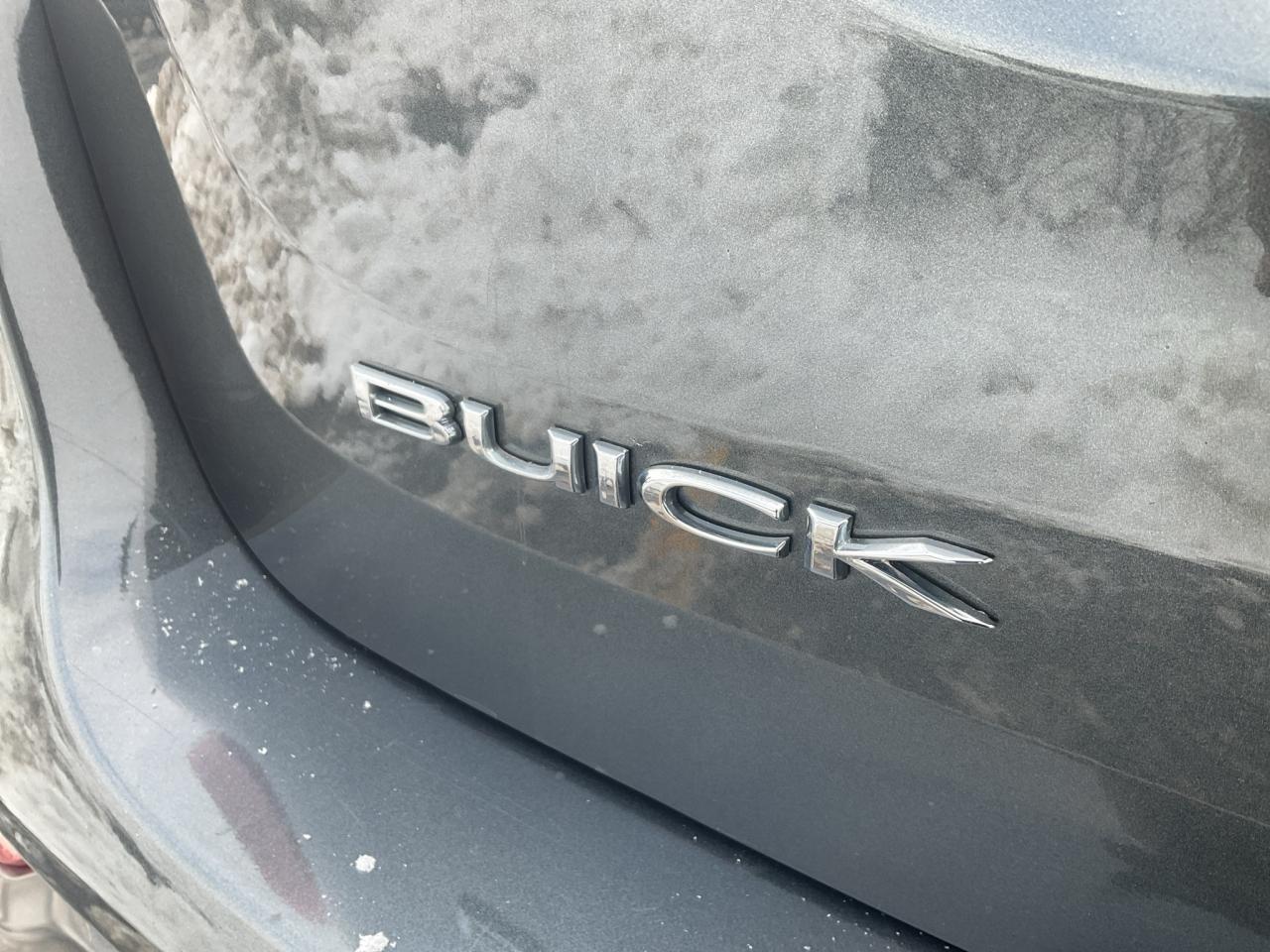 2018 Buick Encore LOW KM / GAS SAVER / CARPLAY / KEYLESS START Photo