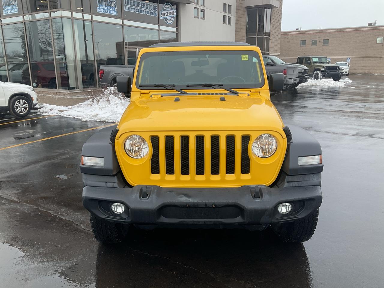 2019 Jeep Wrangler V6 / CARPLAY / TECHNOLOGY GROUP / CLEAN CARFAX Photo
