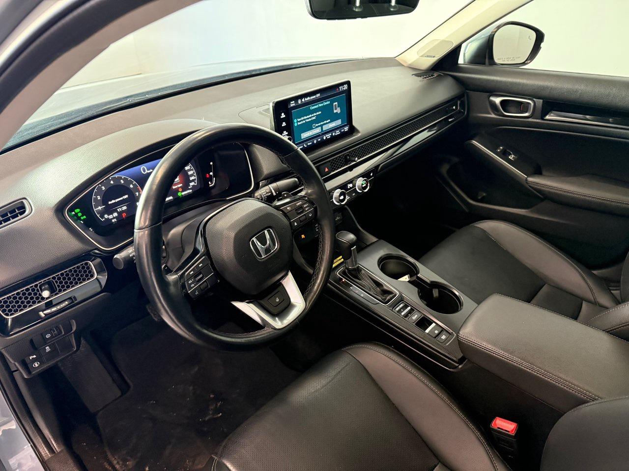 2023 Honda Civic Sedan Touring Photo