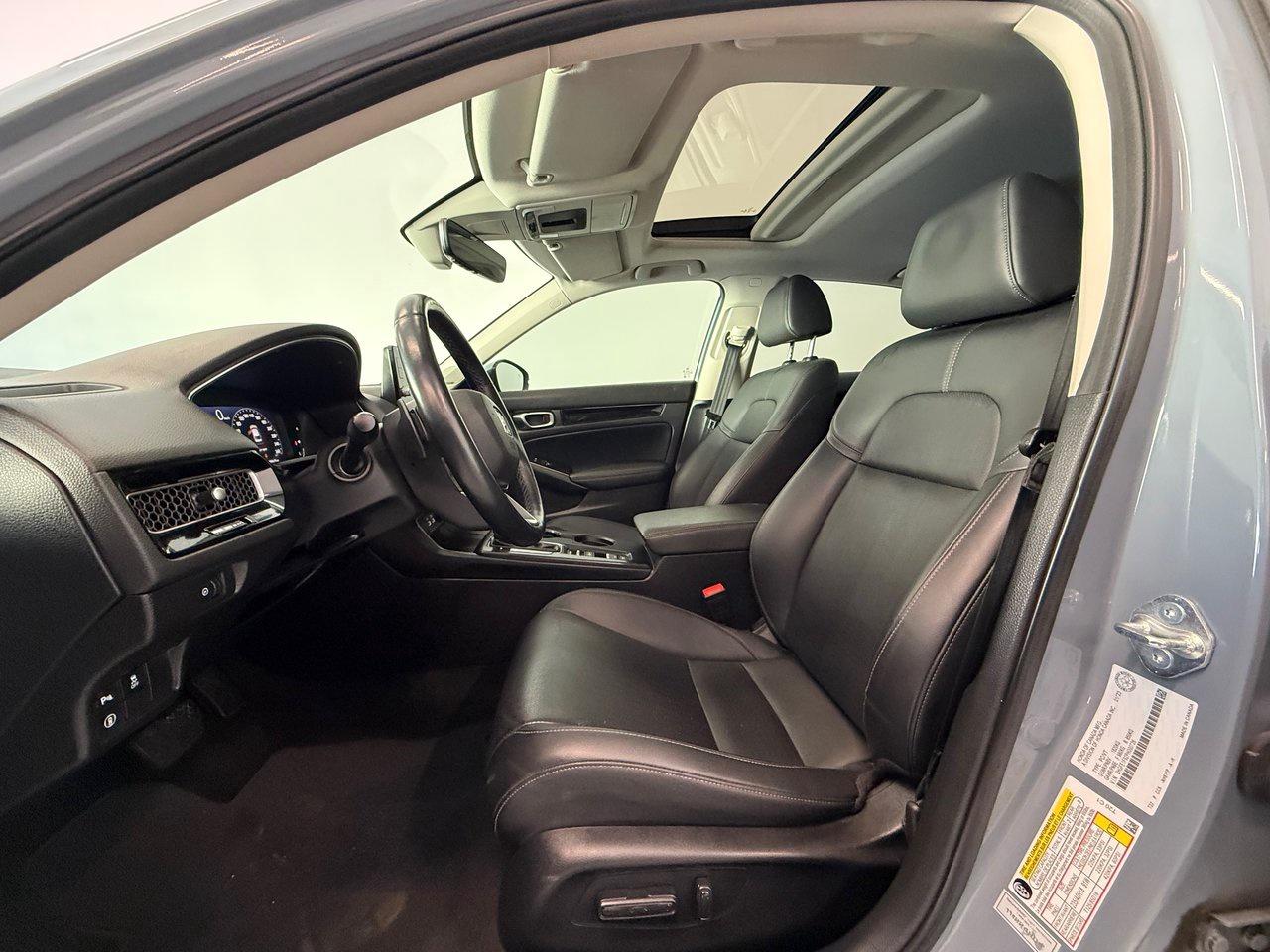 2023 Honda Civic Sedan Touring Photo