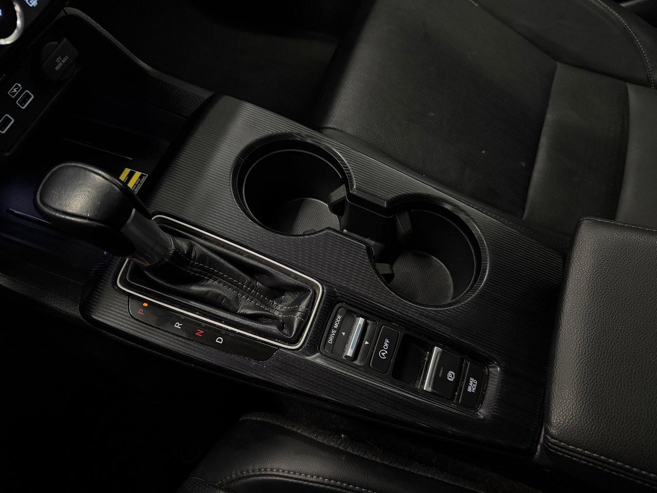 2023 Honda Civic Sedan Touring Photo