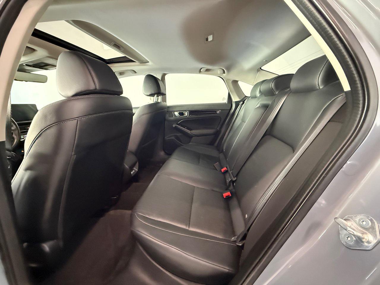 2023 Honda Civic Sedan Touring Photo