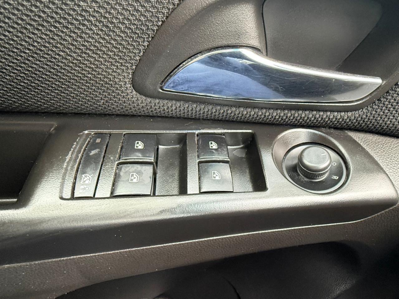 2011 Chevrolet Cruze 4dr Sedan Eco w/1SA Photo