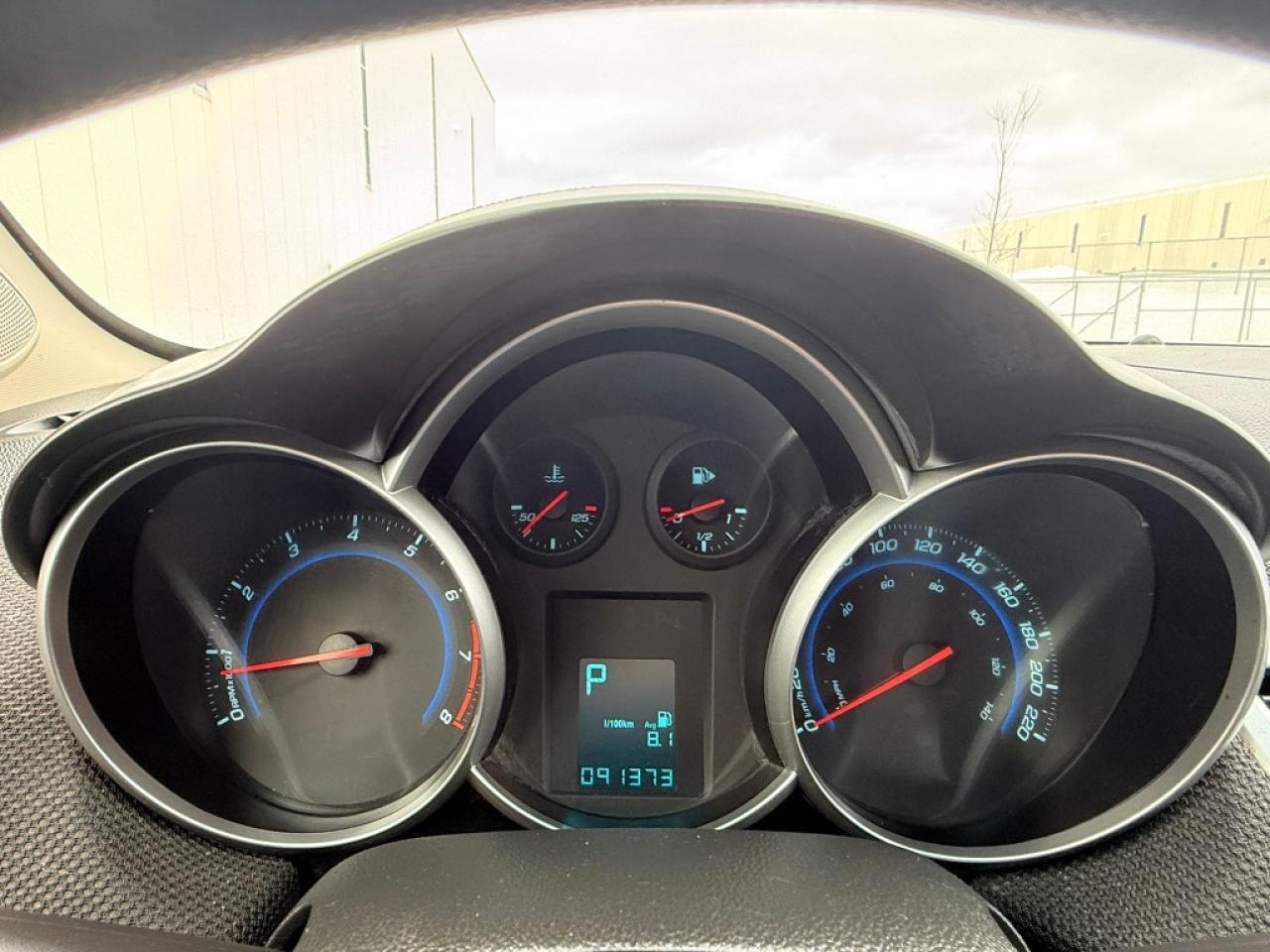 2011 Chevrolet Cruze 4dr Sedan Eco w/1SA Photo