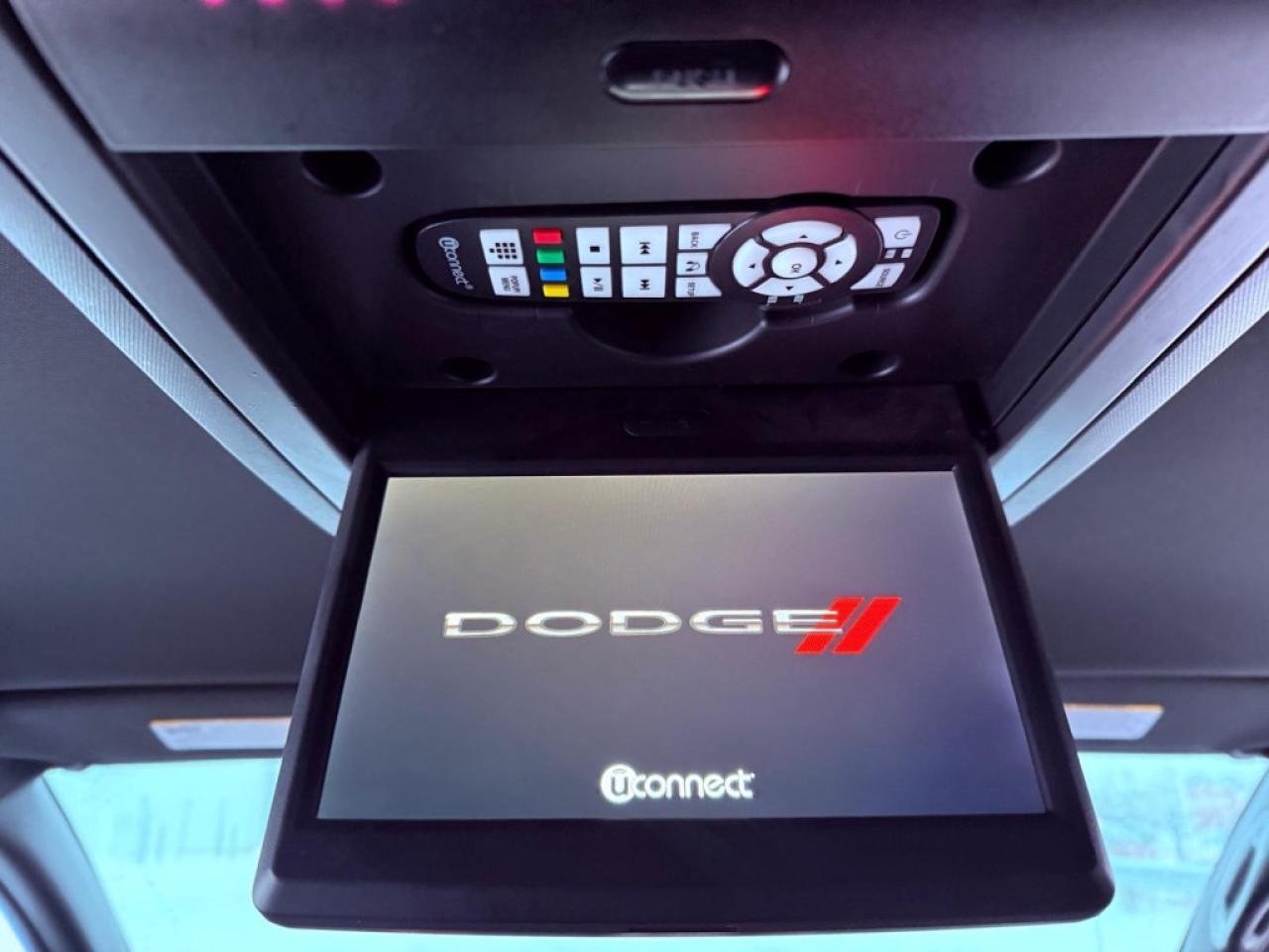 2014 Dodge Grand Caravan SXT Front-wheel Drive Passenger Van Automatic Photo