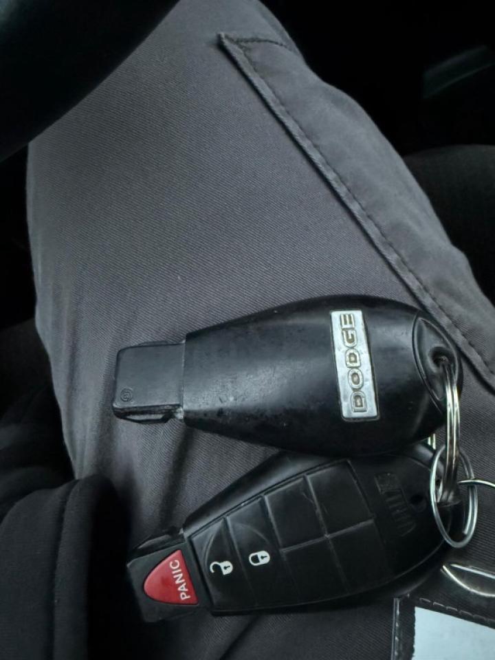 2014 Dodge Grand Caravan SXT Front-wheel Drive Passenger Van Automatic Photo