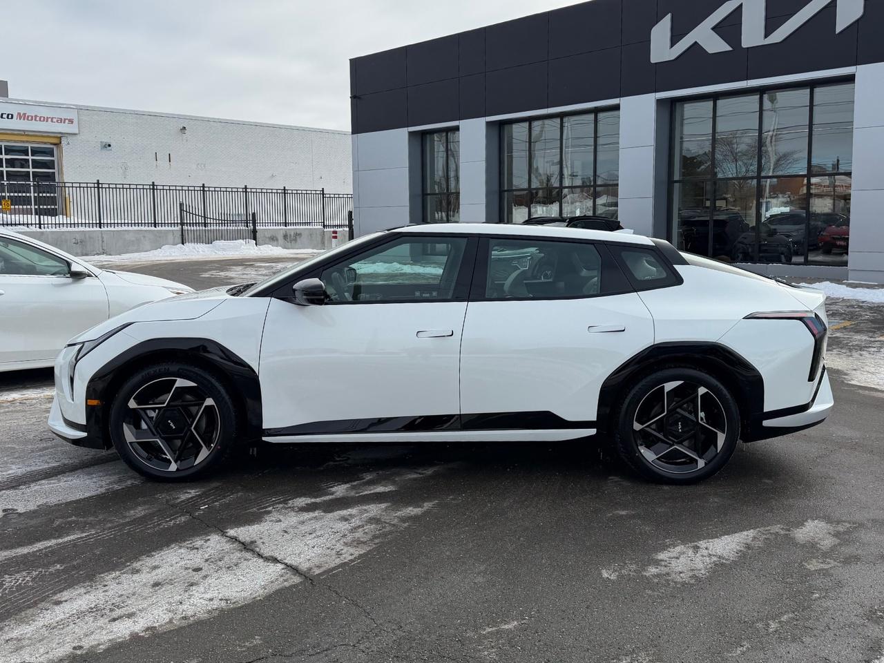 2026 Kia EV4 GT-LINE Photo