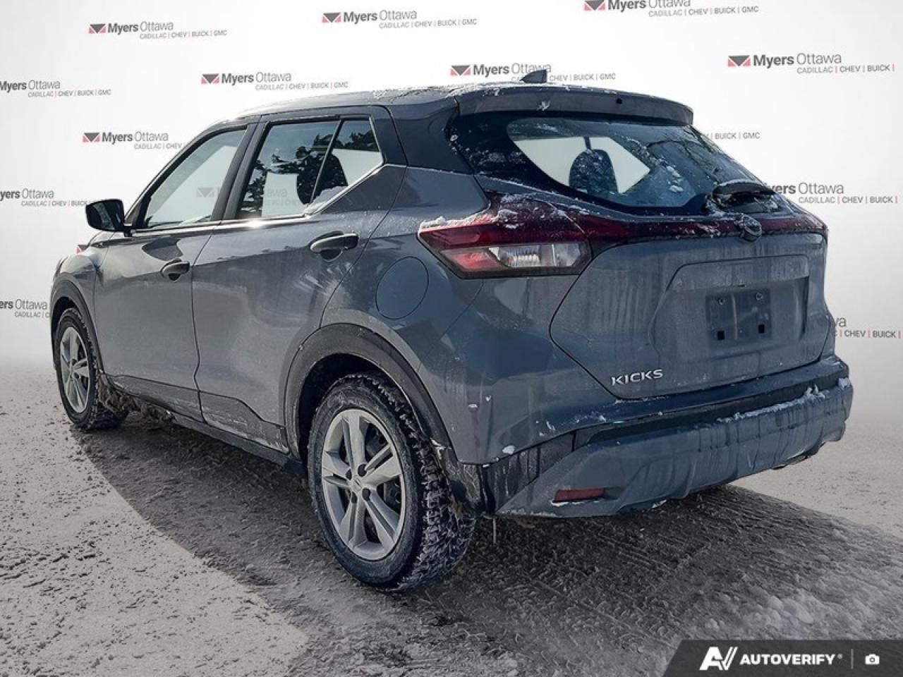 2022 Nissan Kicks S  KICKS S, CARPLAY, REAR CAMERA Photo3