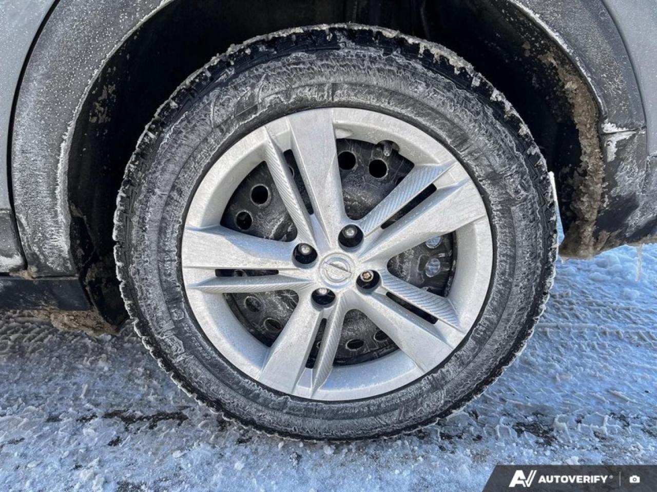 2022 Nissan Kicks S  KICKS S, CARPLAY, REAR CAMERA Photo