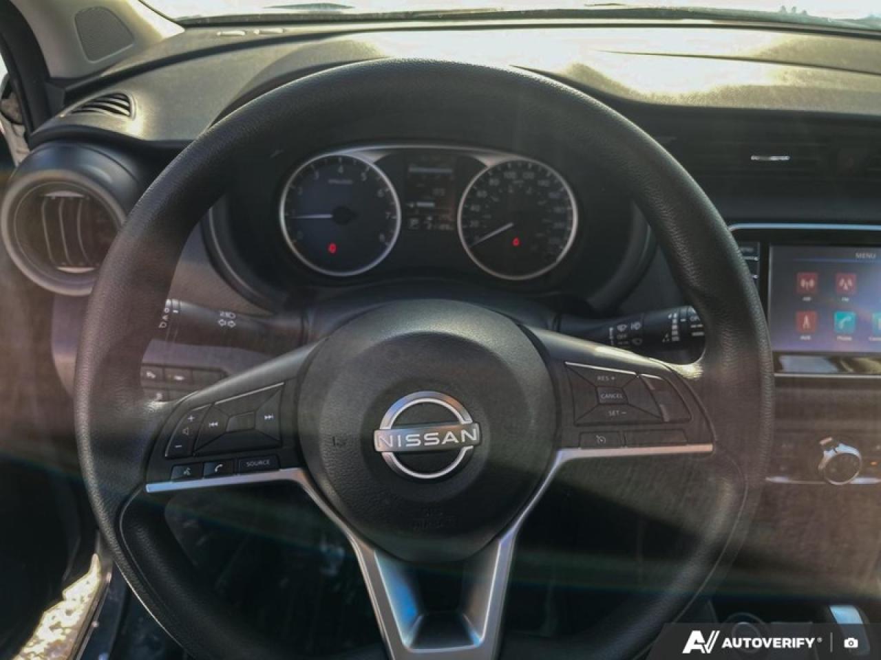 2022 Nissan Kicks S  KICKS S, CARPLAY, REAR CAMERA Photo