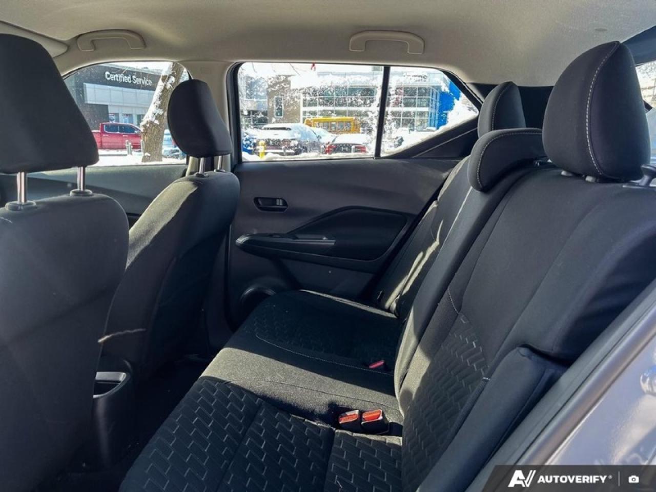 2022 Nissan Kicks S  KICKS S, CARPLAY, REAR CAMERA Photo