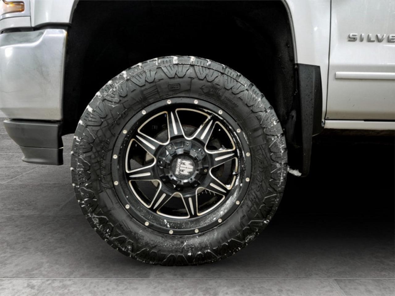 2019 Chevrolet Silverado 1500 LD LT  **LIFT KIT - PREM. ALLOYS** Photo