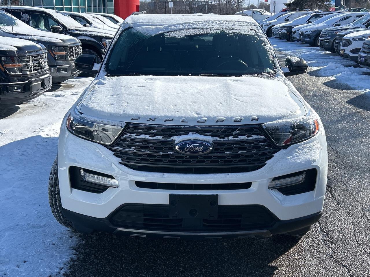2023 Ford Explorer XLT Photo