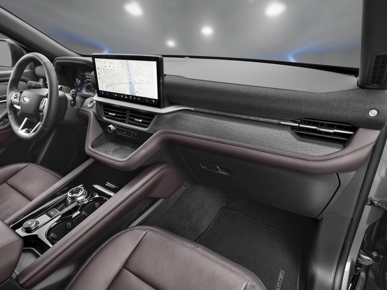 2026 Ford Explorer Platinum Photo