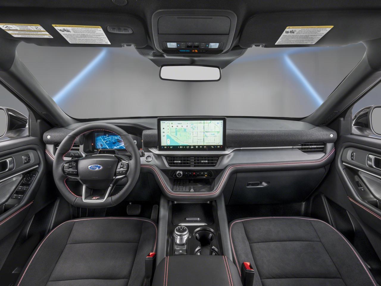 2026 Ford Explorer ST Photo3