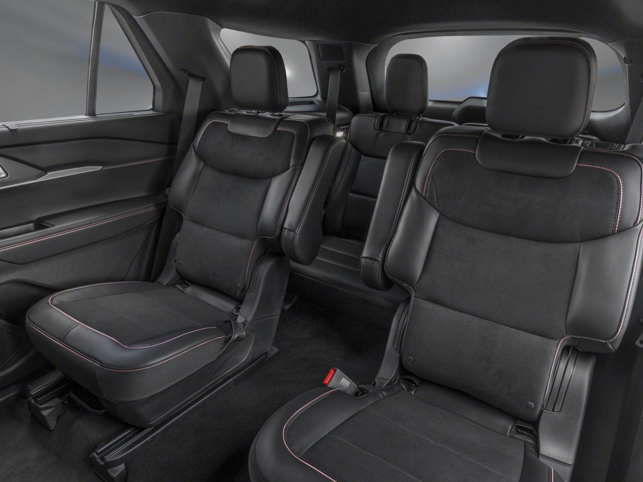 2026 Ford Explorer ST Photo