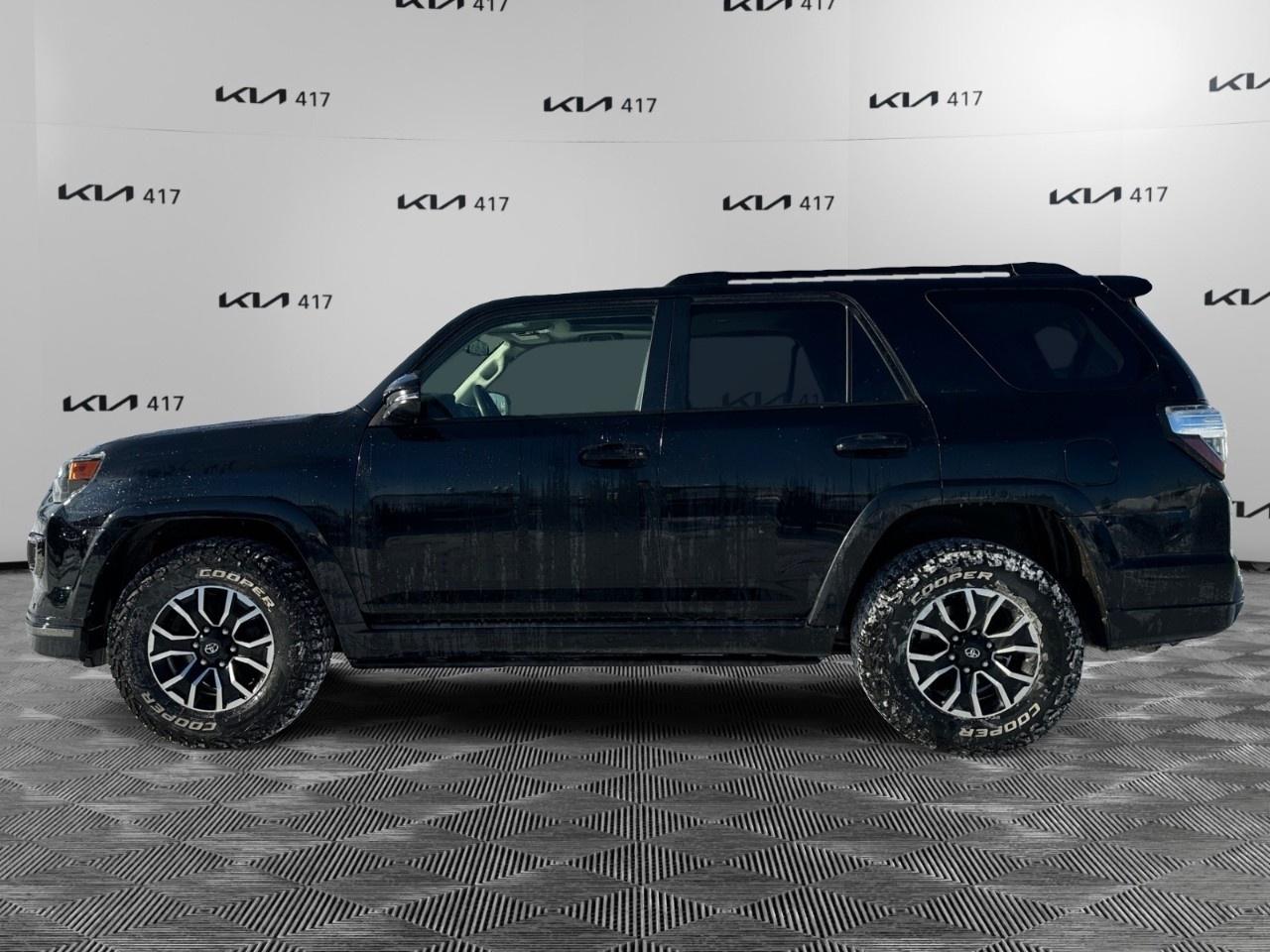 2020 Toyota 4Runner V6 Photo
