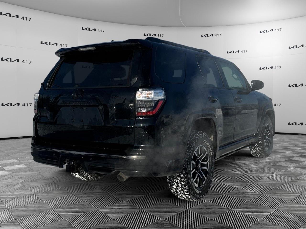 2020 Toyota 4Runner V6 Photo