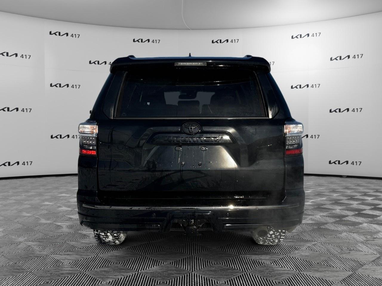 2020 Toyota 4Runner V6 Photo