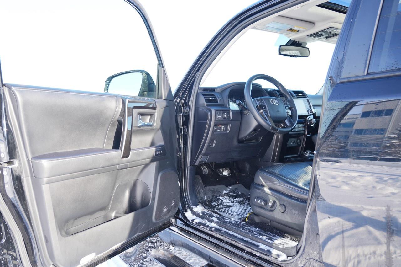 2020 Toyota 4Runner V6 Photo