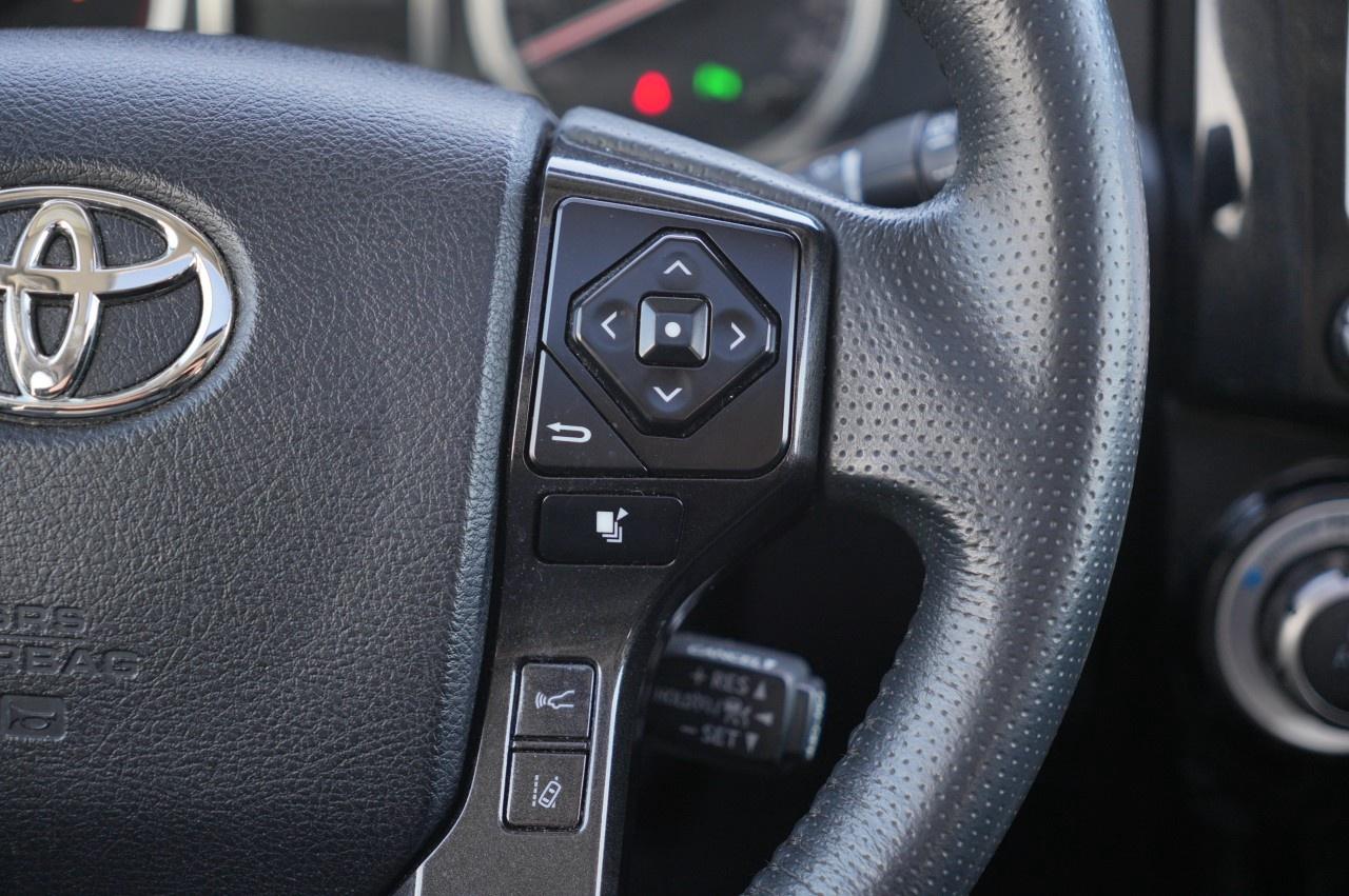 2020 Toyota 4Runner V6 Photo