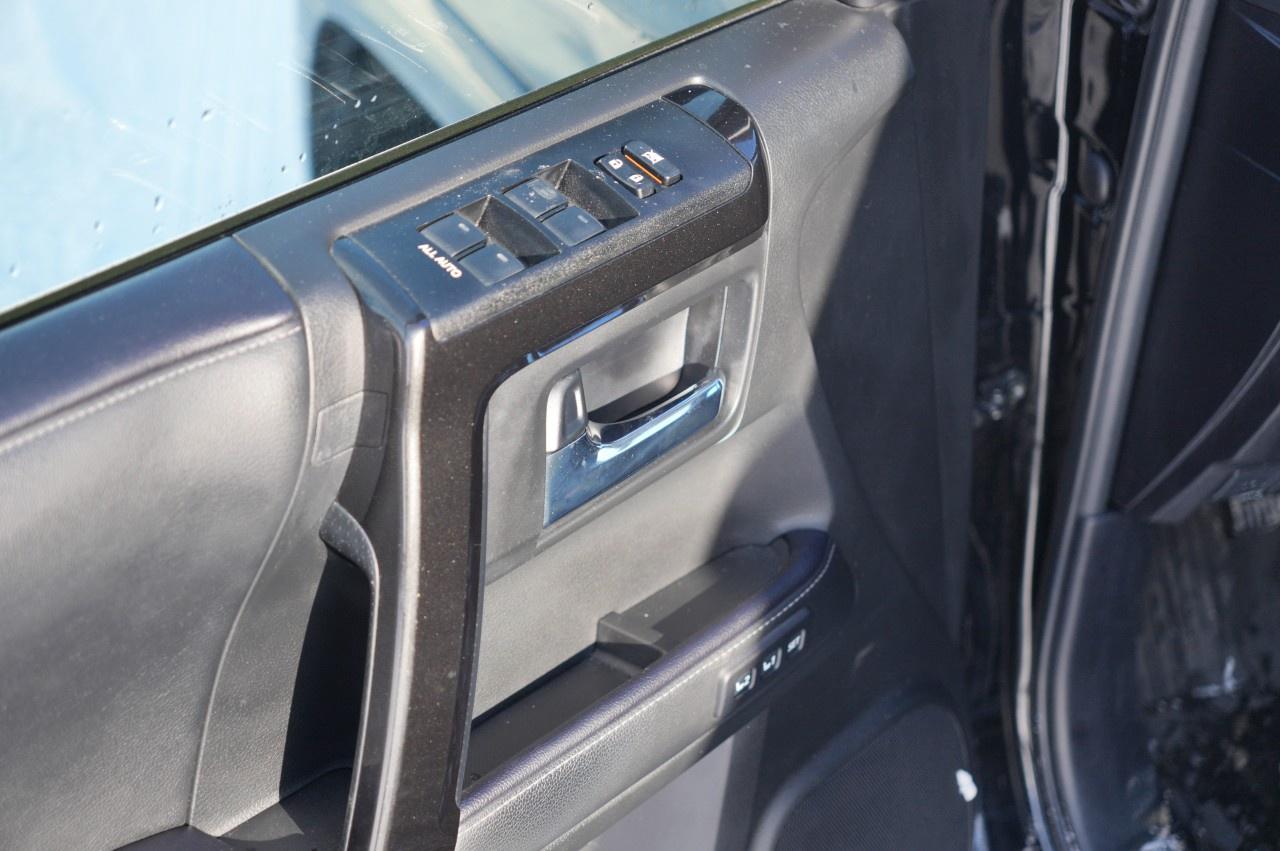 2020 Toyota 4Runner V6 Photo