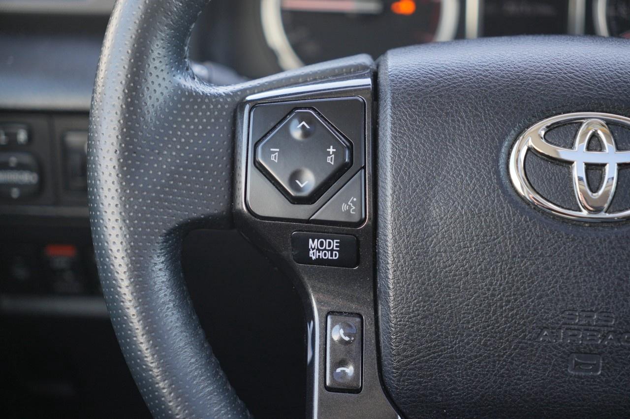 2020 Toyota 4Runner V6 Photo