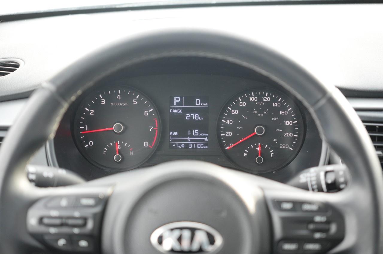 2021 Kia Rio 5-Door LX  IVT Photo