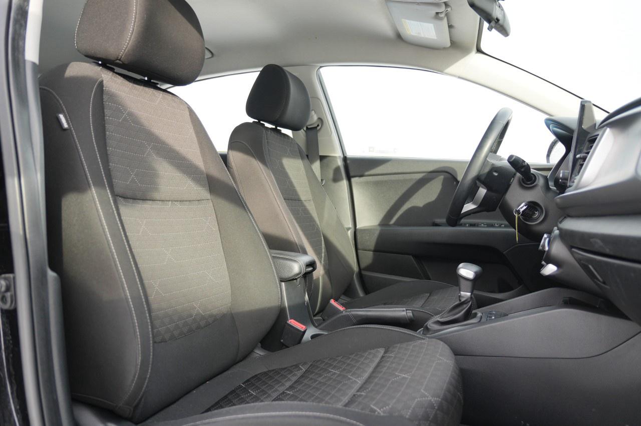 2021 Kia Rio 5-Door LX  IVT Photo