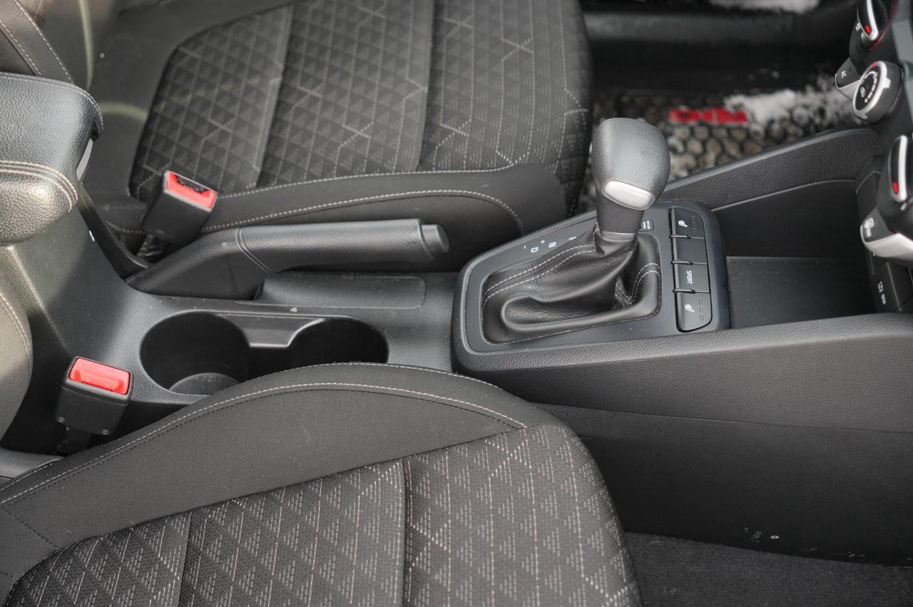 2021 Kia Rio 5-Door LX  IVT Photo