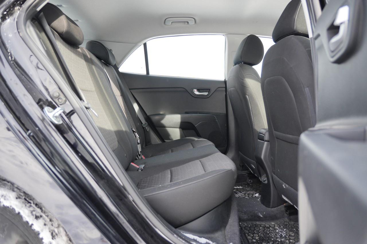 2021 Kia Rio 5-Door LX  IVT Photo