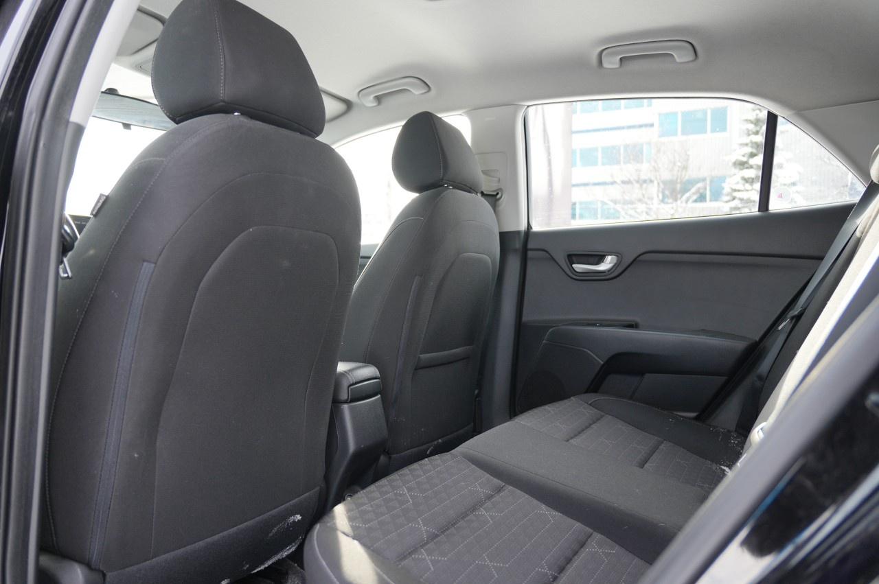 2021 Kia Rio 5-Door LX  IVT Photo