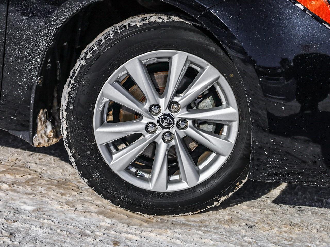 2023 Toyota Corolla Hatchback Photo