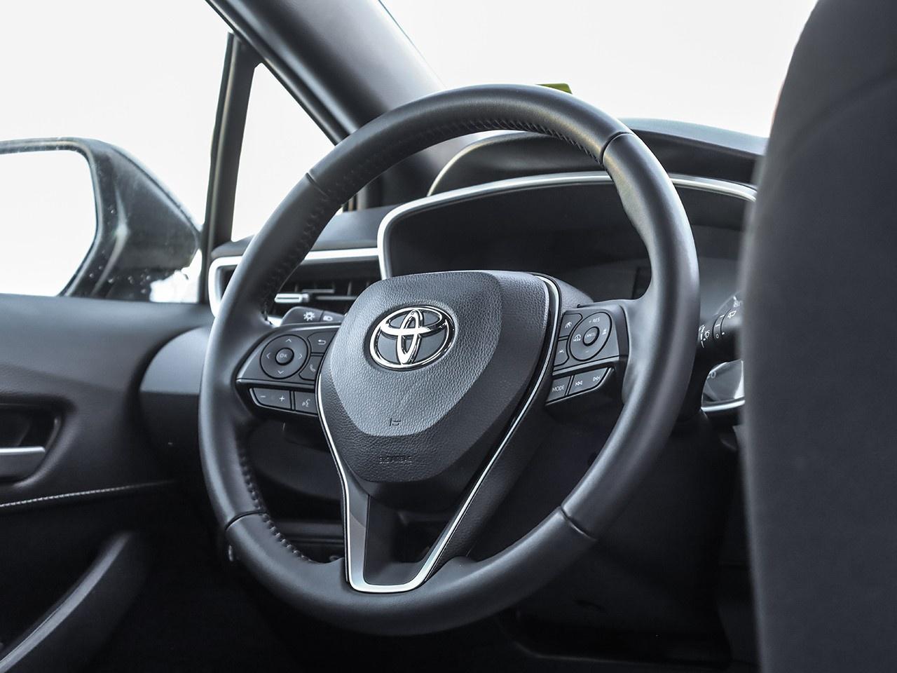 2023 Toyota Corolla Hatchback Photo