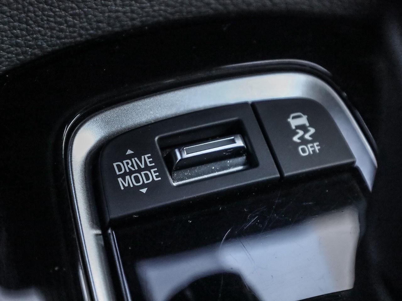 2023 Toyota Corolla Hatchback Photo