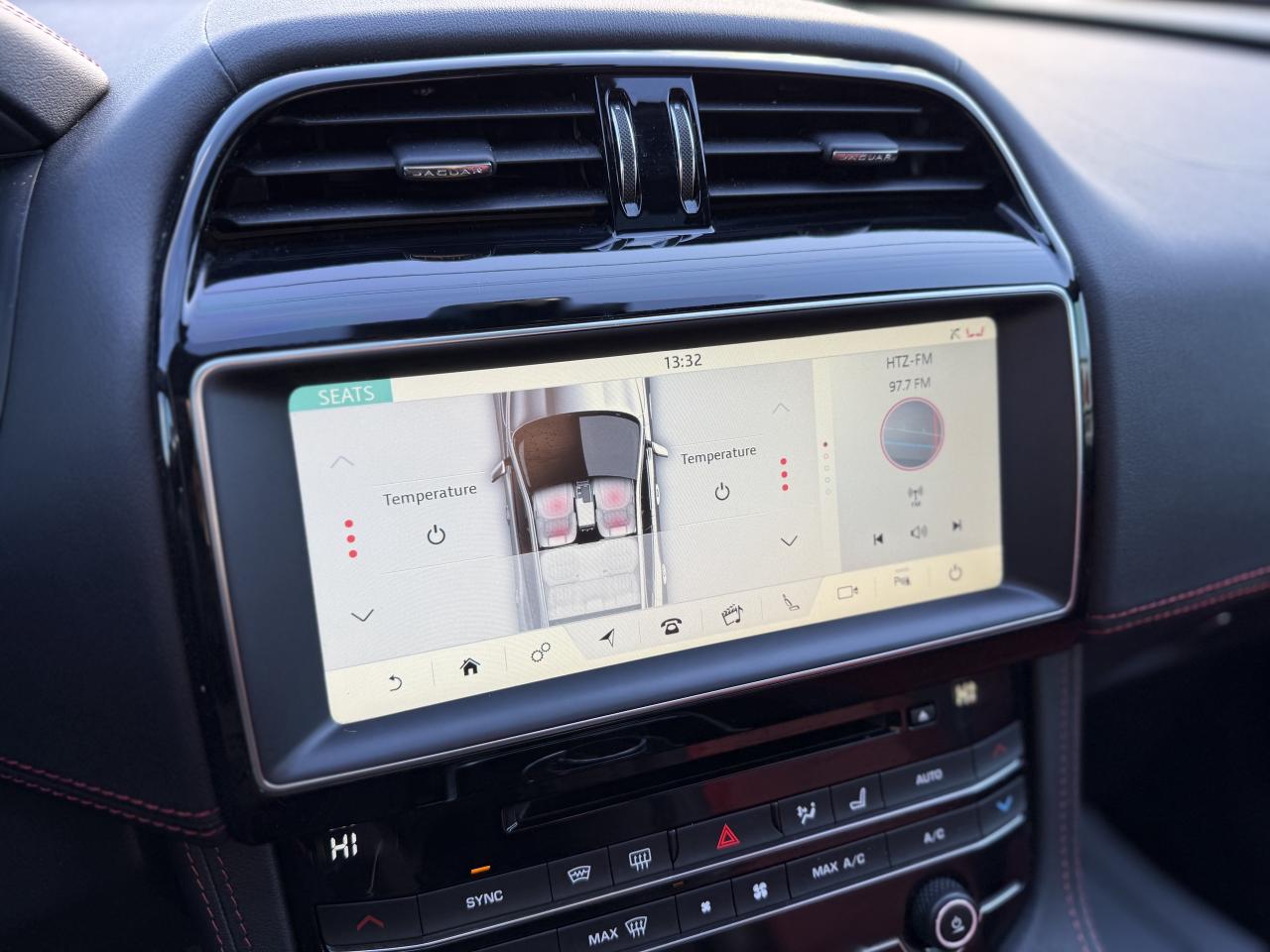 2020 Jaguar F-PACE 30t R-SPORT | RED LEATHER | PANO | 360 CAMERA Photo