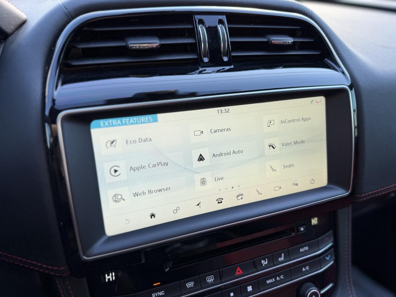 2020 Jaguar F-PACE 30t R-SPORT | RED LEATHER | PANO | 360 CAMERA Photo