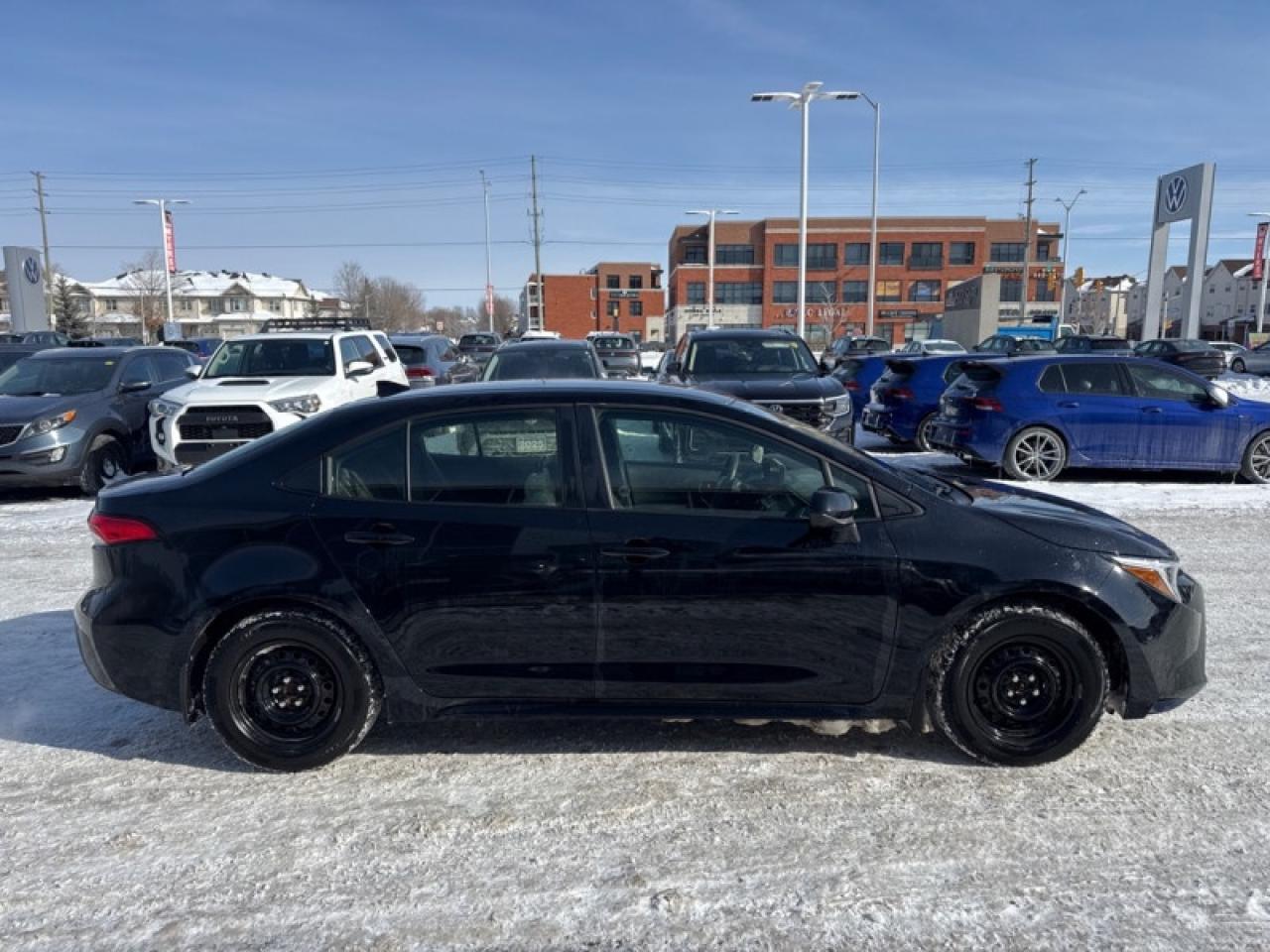 2025 Toyota Corolla Hybrid LE  - Heated Seats Photo4