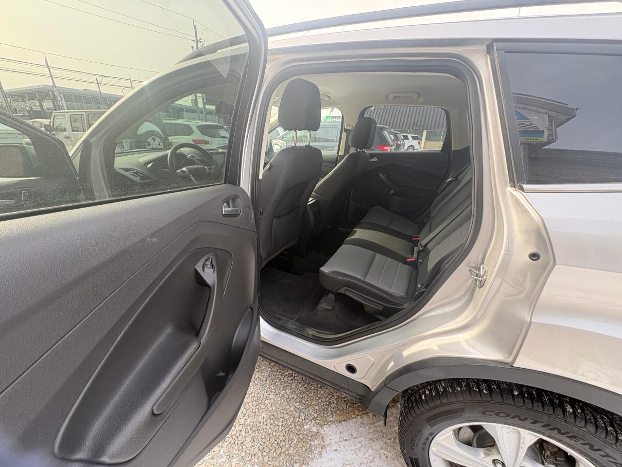 2015 Ford Escape 4WD 4dr SE, 125000 KM | ONE OWNER | CLEAN CARFAX | Certified & 1yearWarranty Photo