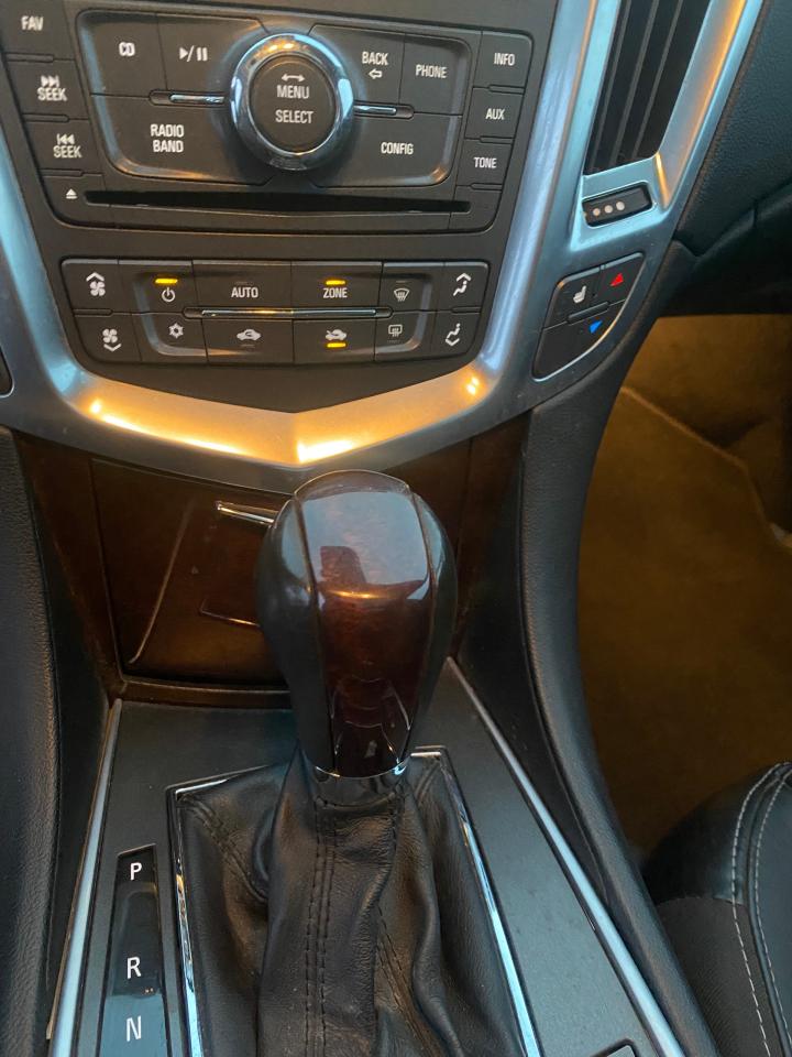 2012 Cadillac SRX Luxury Photo