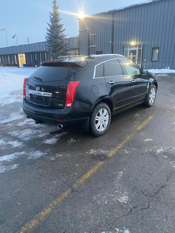 2012 Cadillac SRX Luxury Photo