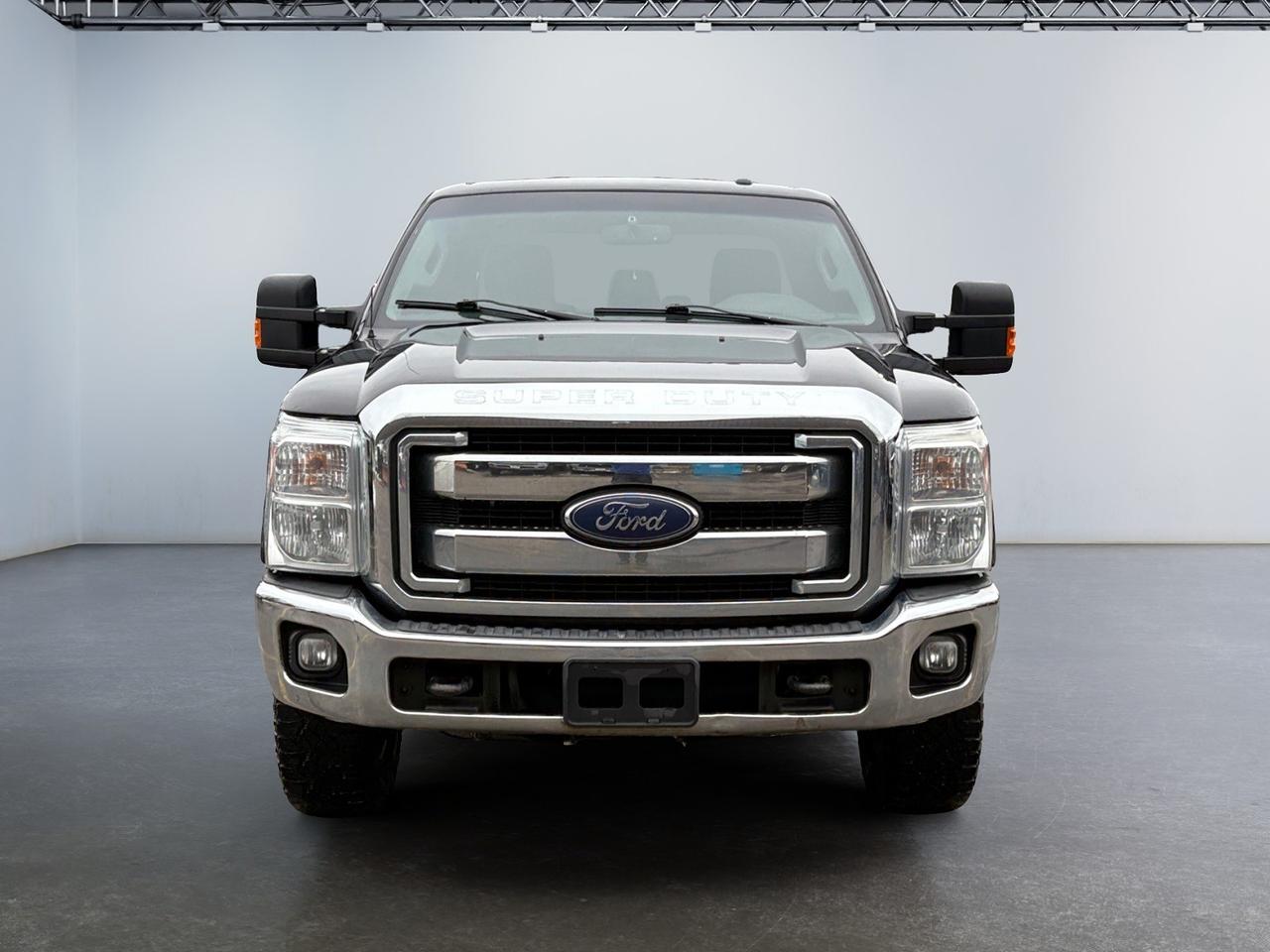 2016 Ford SUPER DUTY F-250 SRW 4WD Crew Cab 172" XLT DIESEL Photo