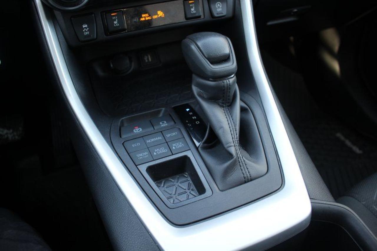 2024 Toyota RAV4 LE*AWD*Heated Seats*Bluetooth*Rear Cam*2.5L-4cyl Photo