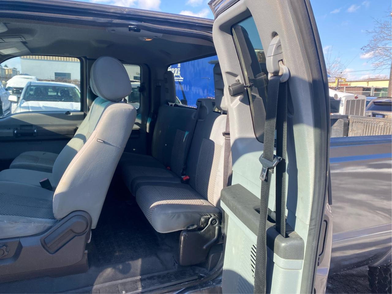 2012 Ford F-250 4WD SuperCab 158" XLT 6.2L CERTIFIED Photo