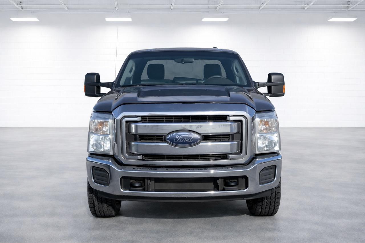 2012 Ford F-250 4WD SuperCab 158" XLT 6.2L V8 Photo