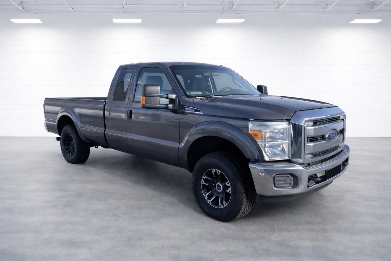 2012 Ford F-250 4WD SuperCab 158" XLT 6.2L V8 Photo2