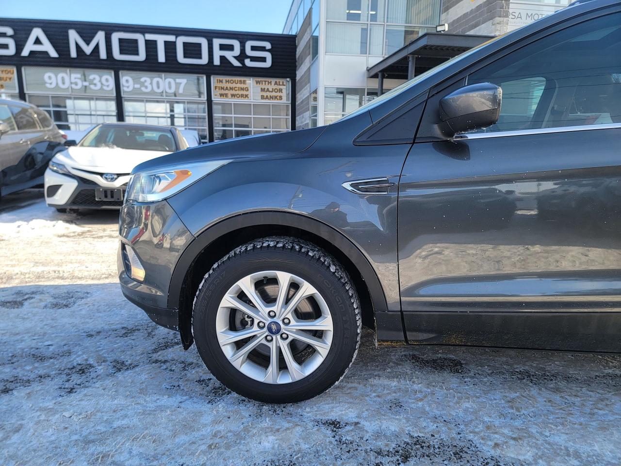2018 Ford Escape SEL | 4WD | 2.0 | LOADED | CLEAN Photo